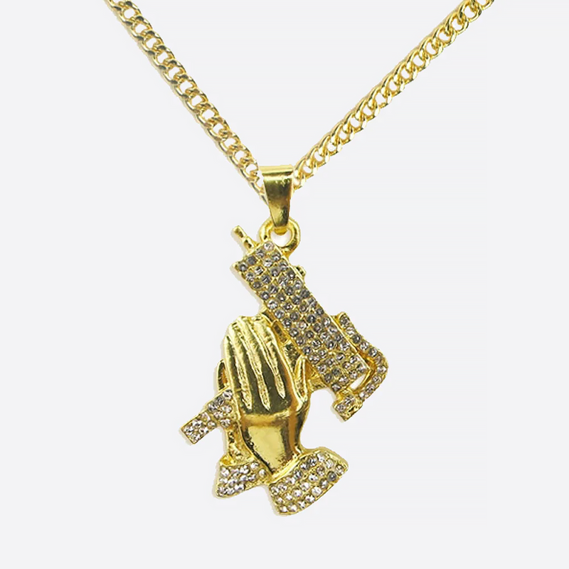 EMBRACE. | Hands with M10 Pendant with Diamonds