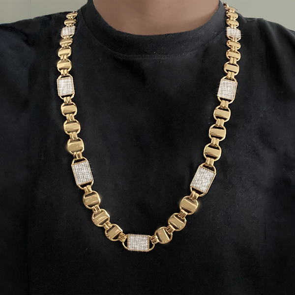 KINGSLEY. | Gold Flat Magnum King Chain with Diamonds 18K